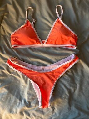 Neon Orange Color Block Bikini Set 🍊🧡